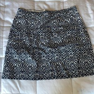 3/$25 J crew 100 % cotton skirt with pockets